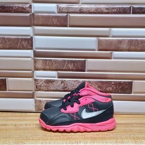 Nike Trainer Black/Pink Size 7c Toddler